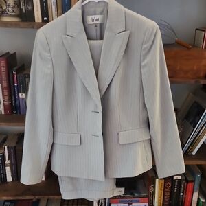 Le Suit Light Gray Woman's Blazer
